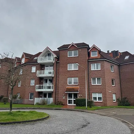 Strandnahe Mit Pool Sauna Und Balkon Apartmán